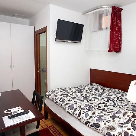 Guest House Isabel 자그레브 외부 사진