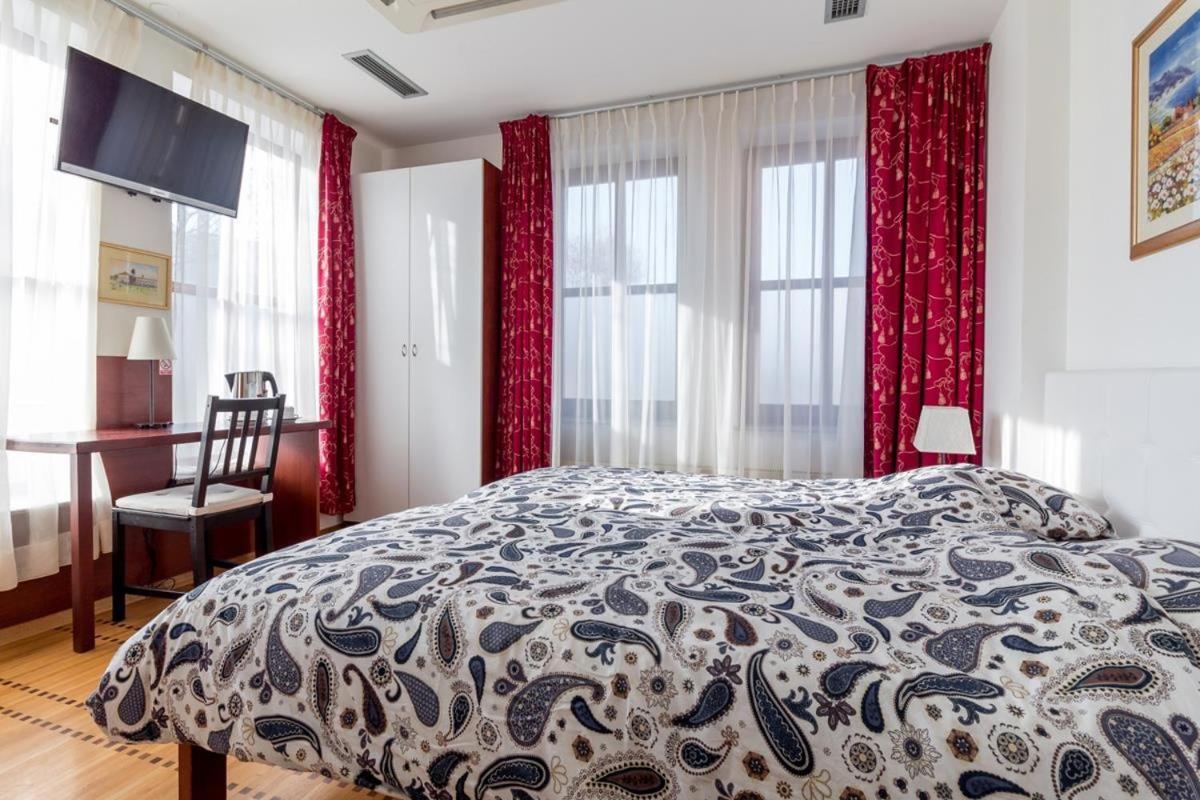 Guest House Isabel 자그레브 외부 사진