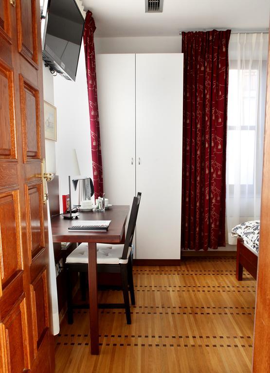 Guest House Isabel 자그레브 외부 사진